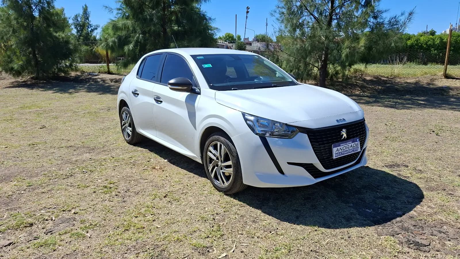 Peugeot 208 like 2021 - Imagen 1