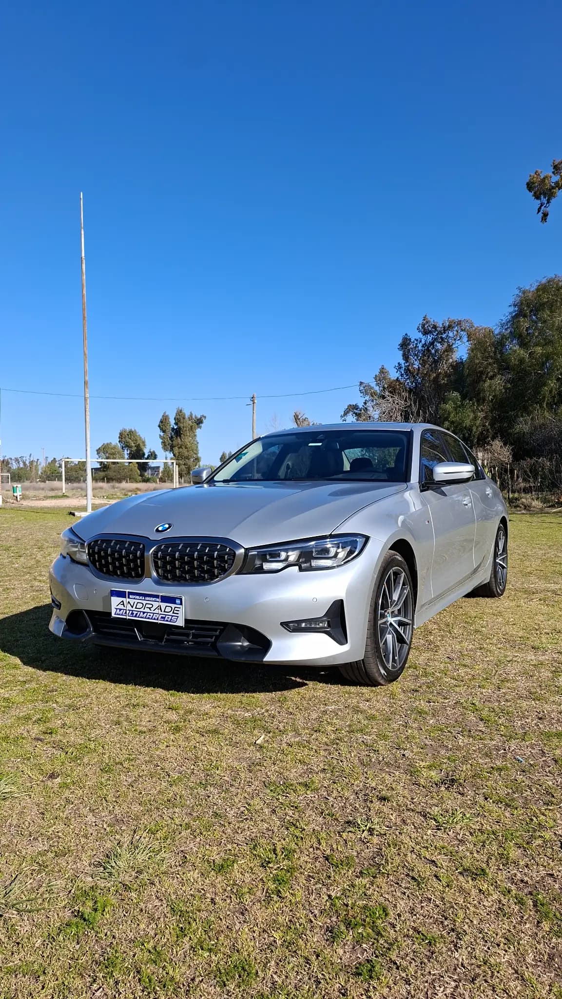 BMW 330i 2020 - Imagen 1