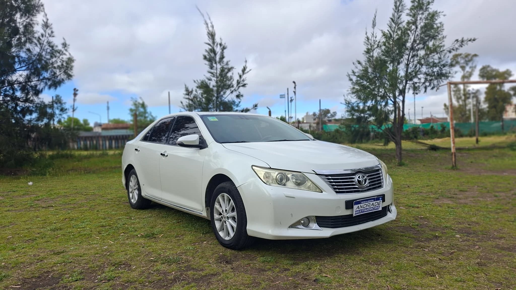 Toyota Camry 2.5 at 2012 - Imagen 1