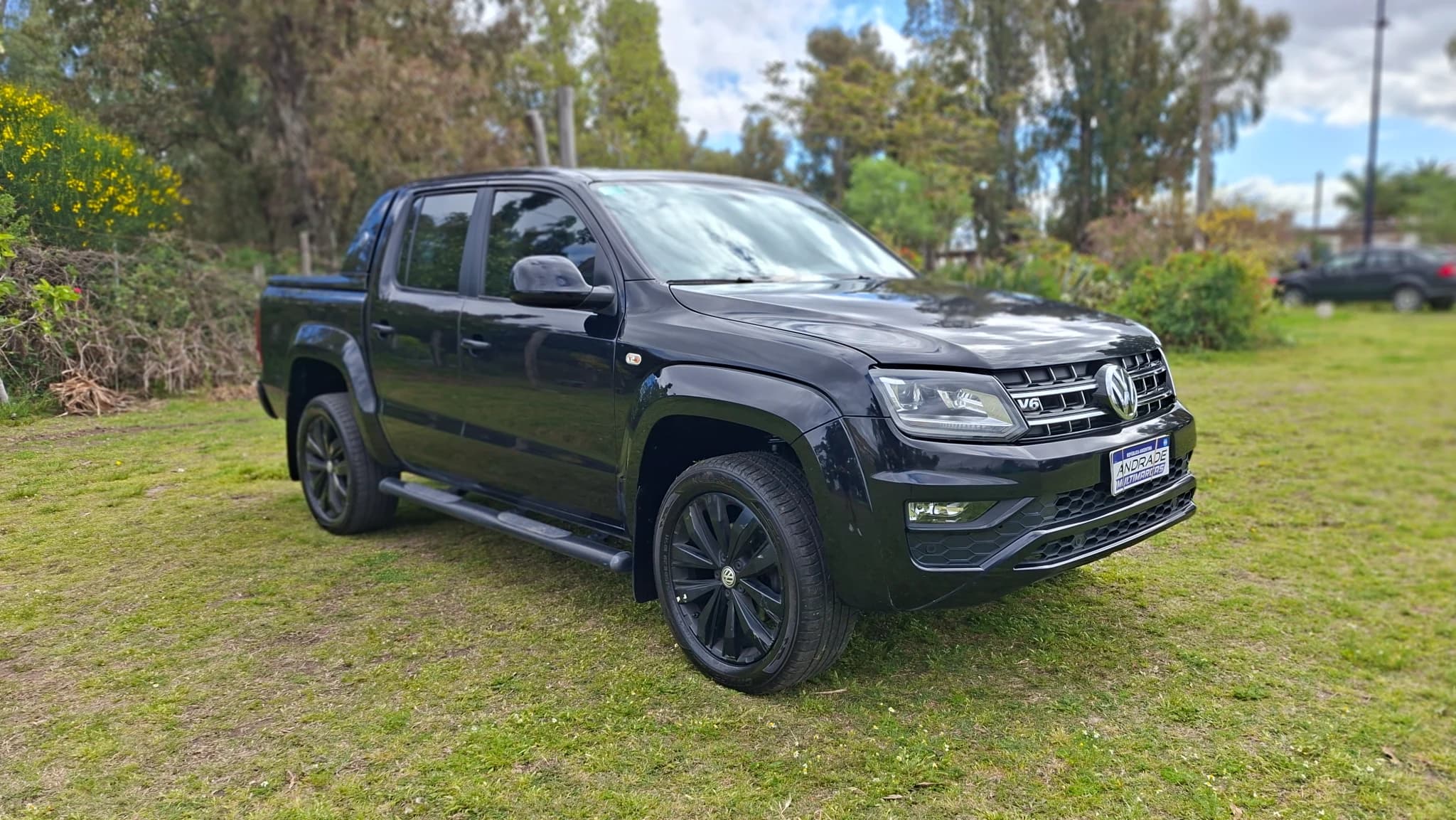 Volkswagen Amarok v6 black style 2021 - Imagen 1