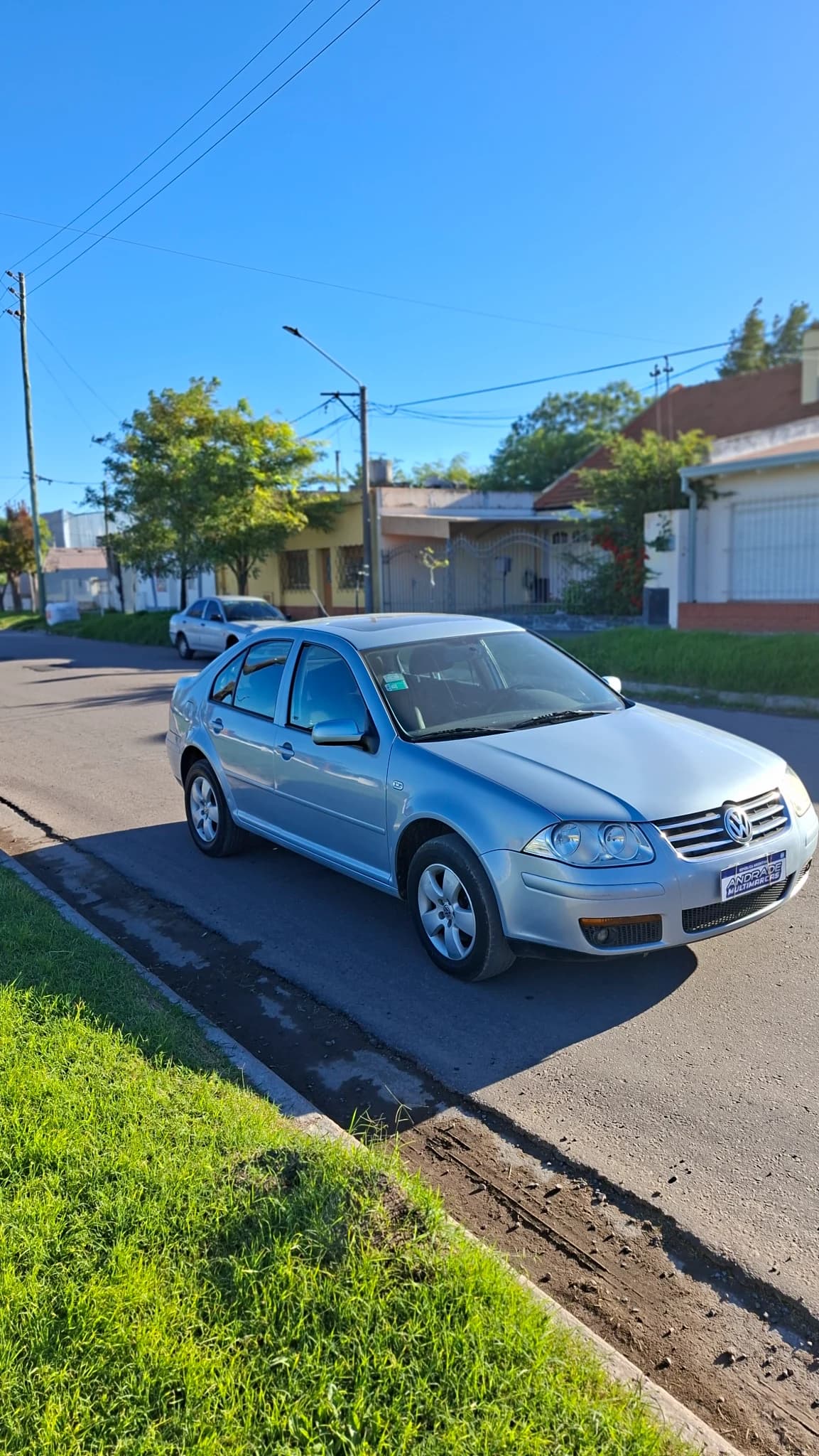 Volkswagen Bora trendline 2.0 at 2010 - Imagen 1