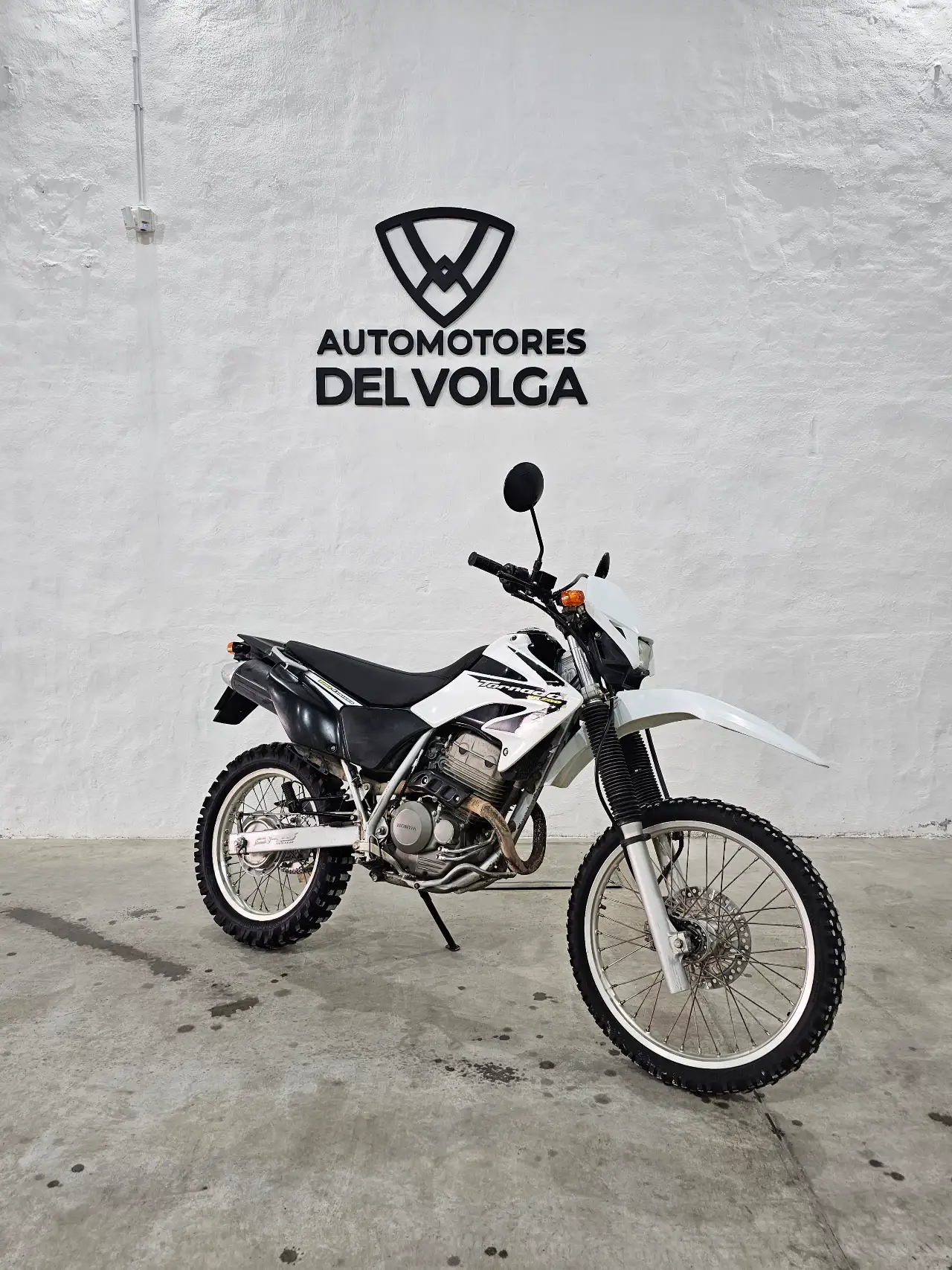Honda XR Tornado 2013 - Imagen 1