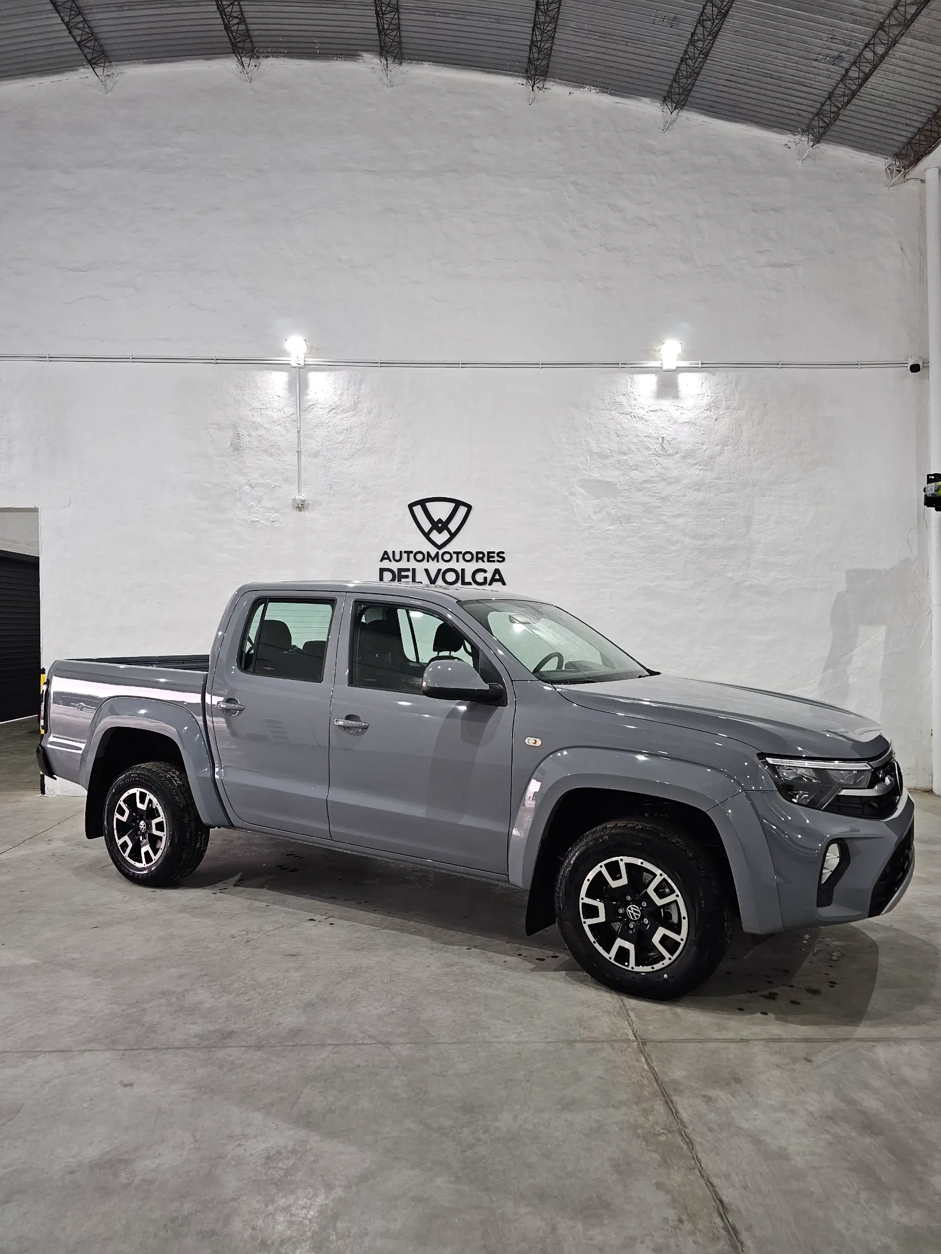 Volkswagen Amarok V6 Comfortline 2026 - Imagen 1