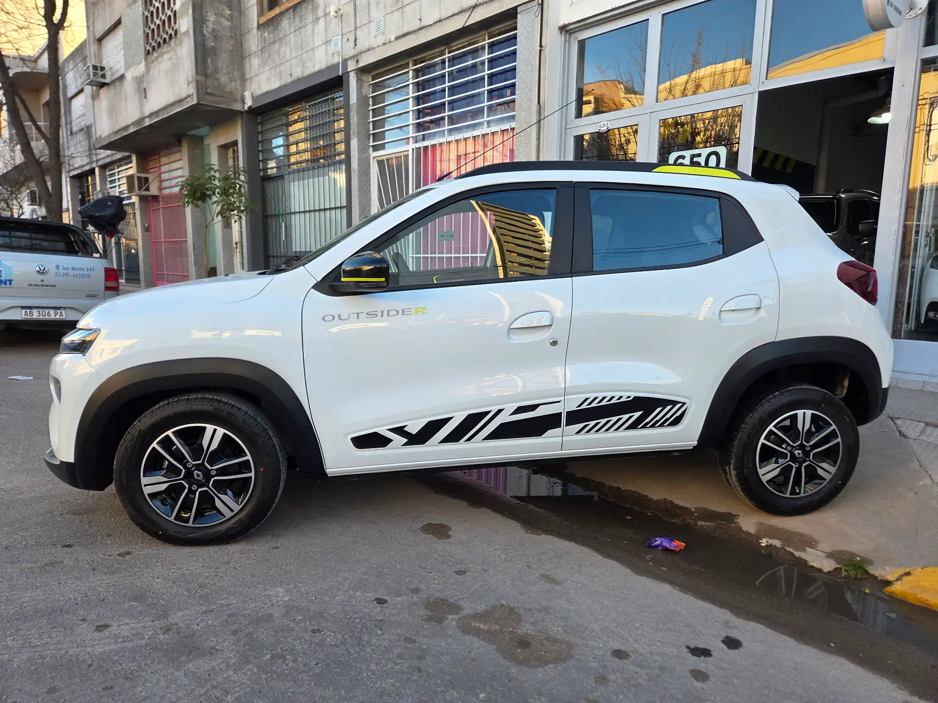 RENAULT KWID OUTSIDER
