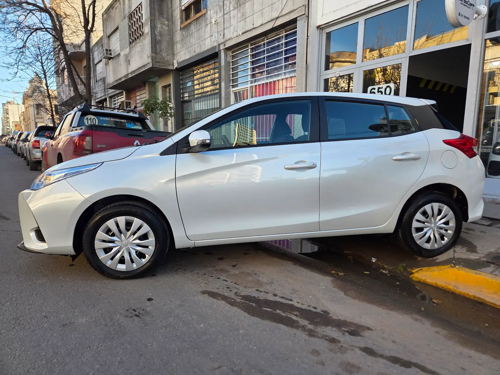 TOYOTA YARIS XS CVT