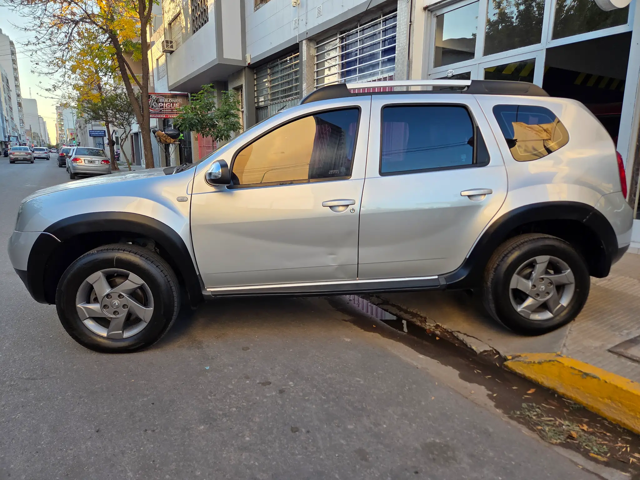 RENAULT DUSTER LUXE 4X4