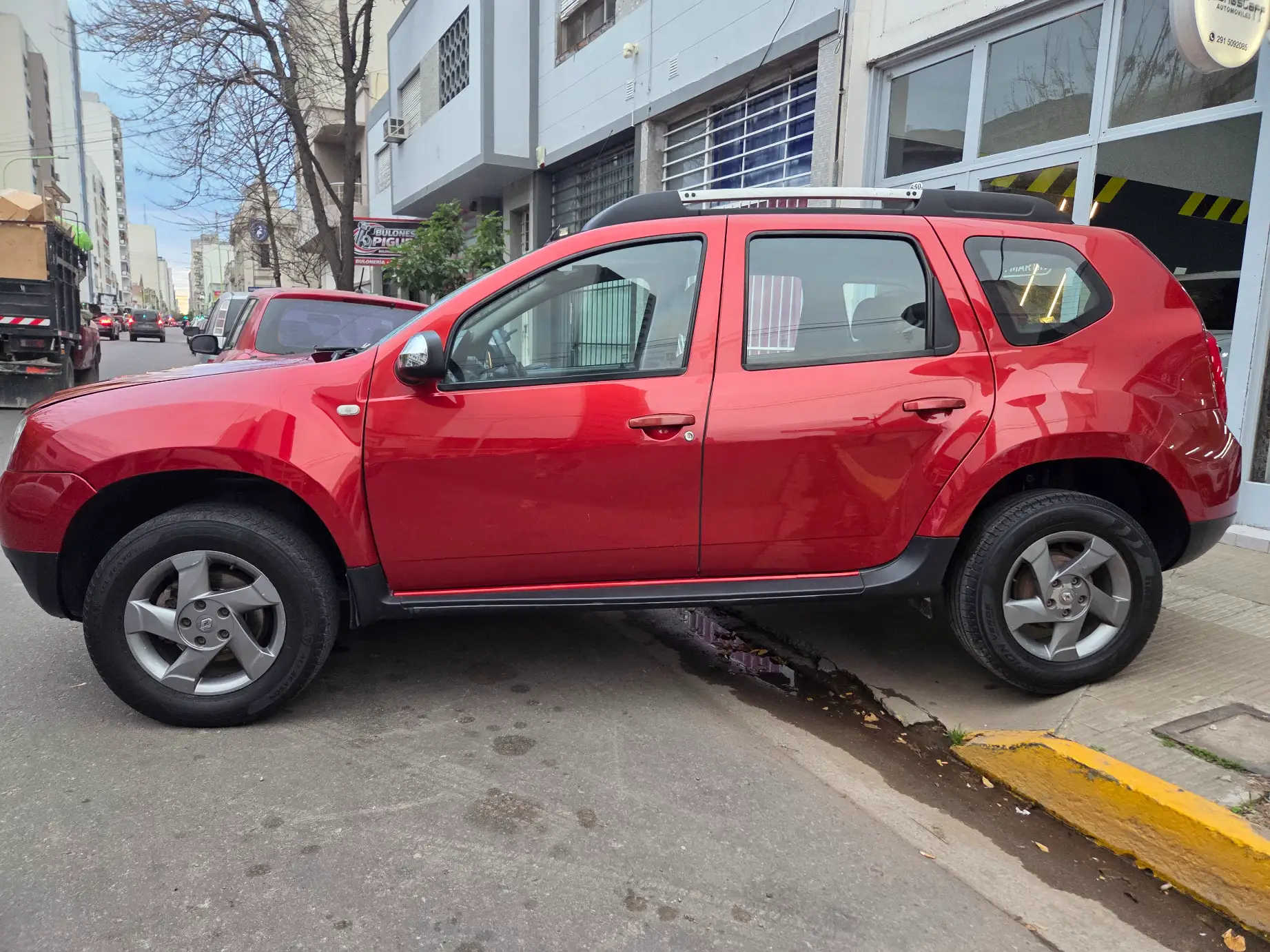 RENAULT DUSTER 4X4 LUXE