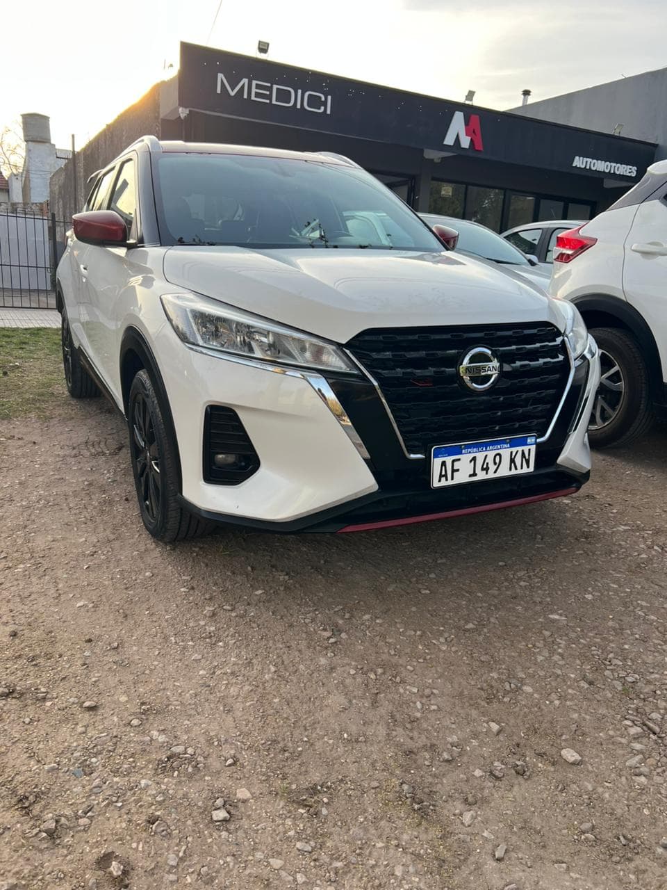 Nissan KICKS X-PLAY