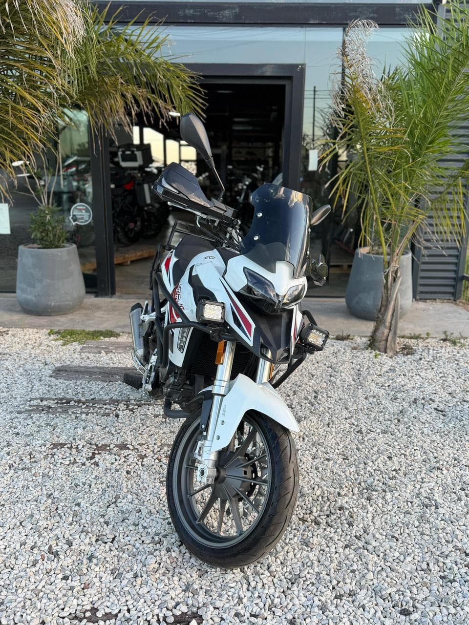 Benelli TRK 251 2024