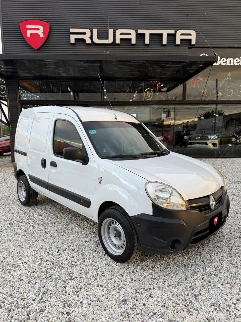 Renault Kangoo Autentique CON GNC