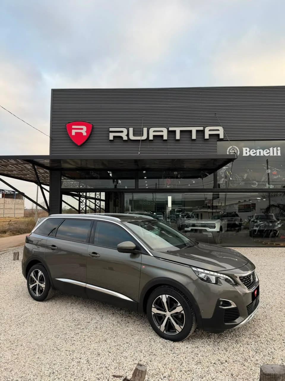 Peugeot 5008 Allure Plus 2021 - Imagen 1
