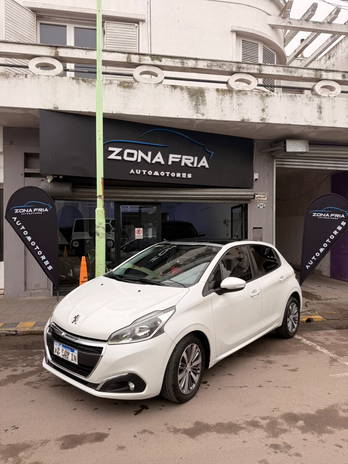 Peugeot 208 ALLURE PACK 2017 - Imagen 1